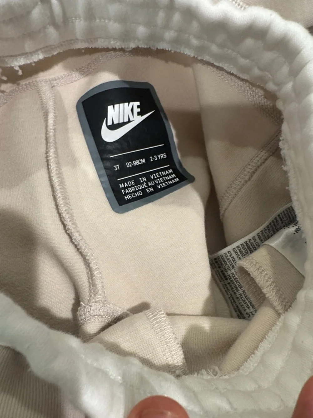 Nike Beige and White Toddlers' Hoodie & Joggers Set 2-3 yrs - Picture 7 of 7